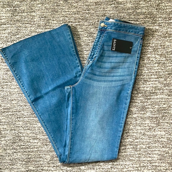 NEW Cello High Rise Skinny Flare Jean - Picture 1 of 2